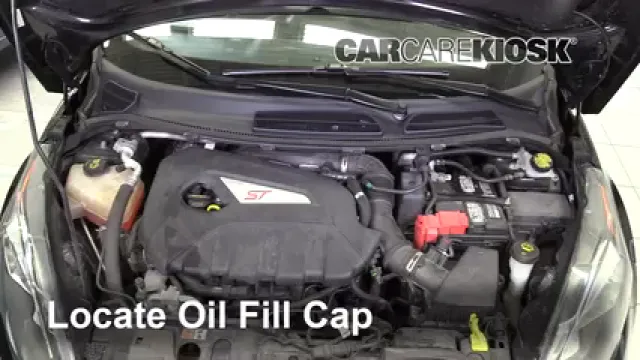 2016 Ford Fiesta ST 1.6L 4 Cyl. Turbo Aceite Agregar aceite